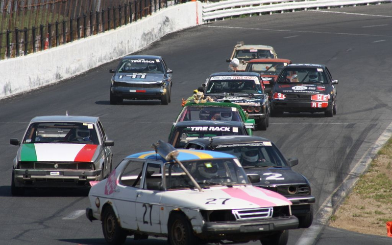 Illustration for article titled The 24 Hours Of LeMons New England 2009 Über Gallery, Part 5